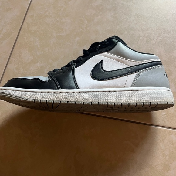 Nike Air Jordan 1 low shadow toe sweaters size 11.5 - Picture 5 of 7